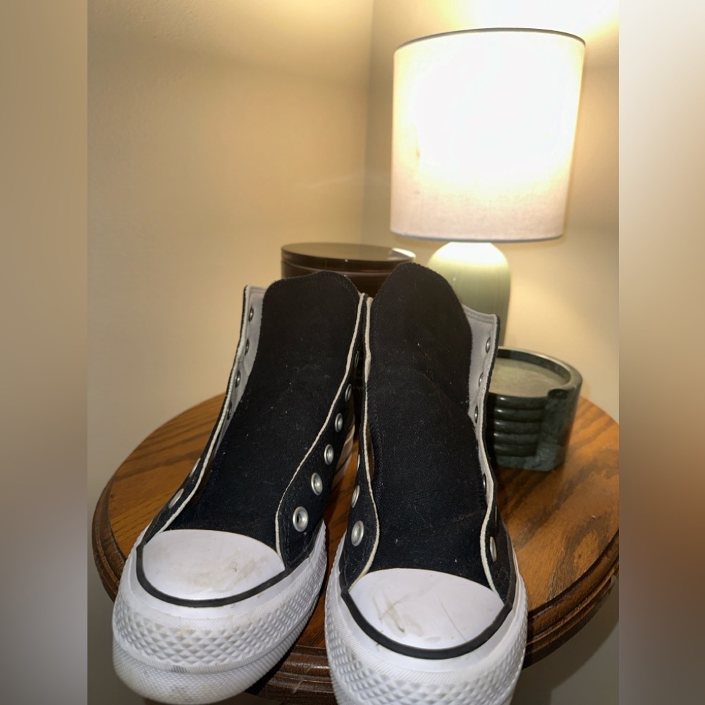 Platform Converse - image 2